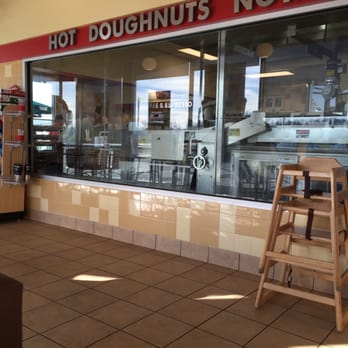 Krispy Kreme - Donut viewing area - Donuts Near Me - Jeffersonville, Indiana