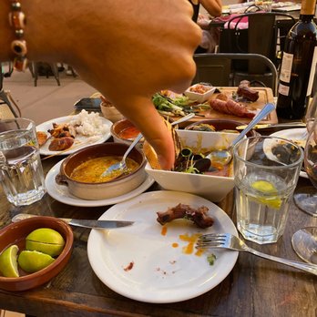 710 Bodega - a table full of food and drinks - Spanish Near Me - Park City, Utah 710 Bodega - a table full of food and drinks - Spanish Near Me - Park City, Utah