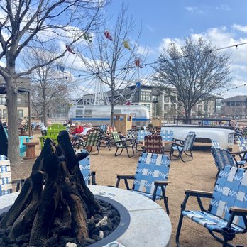 Truck Yard - Yard, fire pits, outdoor seating - Food Trucks Near Me - Fort Worth, Texas Truck Yard - Yard, fire pits, outdoor seating - Food Trucks Near Me - Fort Worth, Texas