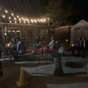 Maxine's On Shine - Outside Seating - New American Near Me - Orlando, Florida