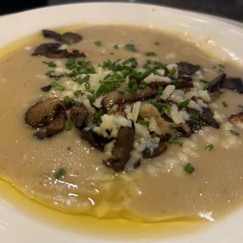 Mellow Mushroom Mesa - Mellow Magic Mushroom Soup Bowl - Salad Near Me - Mesa, Arizona