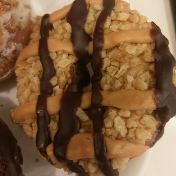 Glaze Donuts - West Caldwell - Twix doughnut - Donuts Near Me - West Caldwell, New Jersey