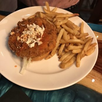 Good Liquid Brewing - Buffalo chicken sandwich - Breweries Near Me - Sarasota, Florida Good Liquid Brewing - Buffalo chicken sandwich - Breweries Near Me - Sarasota, Florida