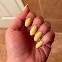 Kimi Nails