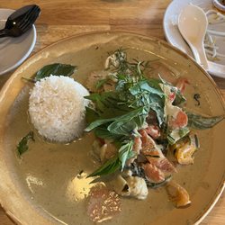 Green curry. Generous dish.