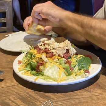 Danny Boys Pizza - Bistro Chicken Salad (lunch size)!!!! - Pizza Near Me - North Olmsted, Ohio Danny Boys Pizza - Bistro Chicken Salad (lunch size)!!!! - Pizza Near Me - North Olmsted, Ohio