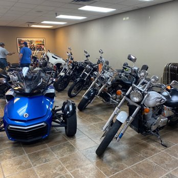 Evansville Harley Davidson - Half used section - Motorcycle Dealers Near Me - Evansville, Indiana Evansville Harley Davidson - Half used section - Motorcycle Dealers Near Me - Evansville, Indiana