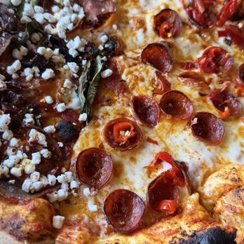Hyde Park - Half Pepper - Pepperoni Pizza half busy bee - Cocktail Bars Near Me - Webster, Texas Hyde Park - Half Pepper - Pepperoni Pizza half busy bee - Cocktail Bars Near Me - Webster, Texas