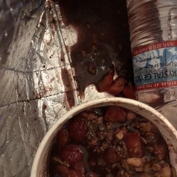 Main Squeeze - Spilled all over the bag because the lid wasn't the right size. - Juice Bars & Smoothies Near Me - Alameda, California