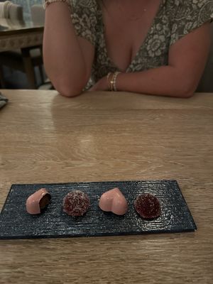 Knife & Spoon by null