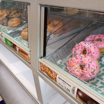 7-Eleven - Big case of donuts. - Convenience Stores Near Me - Tukwila, Washington
