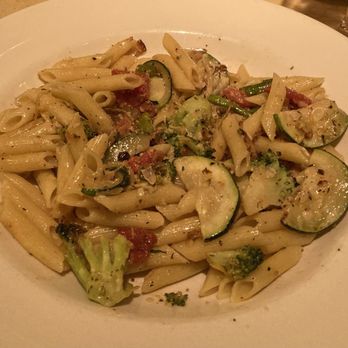 The Cheesecake Factory - Evelyn's Favorite Pasta** - Desserts Near Me - Greenville, South Carolina The Cheesecake Factory - Evelyn's Favorite Pasta** - Desserts Near Me - Greenville, South Carolina