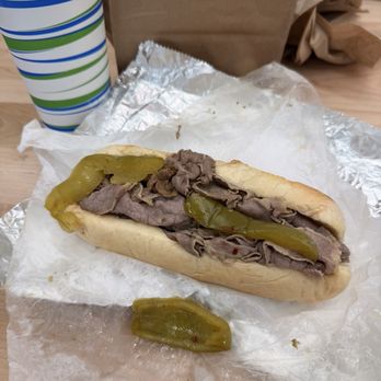 Billy Goat Tavern - Italian Beef was ok... needed the gravy or ketchup or something. - Burgers Near Me - Chicago, Illinois Billy Goat Tavern - Italian Beef was ok... needed the gravy or ketchup or something. - Burgers Near Me - Chicago, Illinois