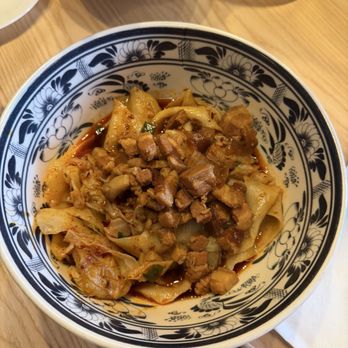 Fang's Noodle House - Spicy Pork Belly Dry Noodle - Chinese Near Me - Kirkland, Washington