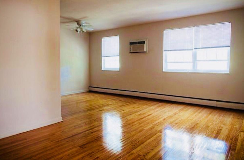 PARKSIDE MANOR APARTMENTS Updated April 2024 1475 Parkside Ave