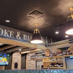 Smoke & Barrels - Inside