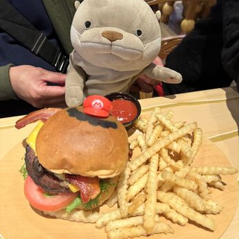 Toadstool Cafe - Bacon cheeseburger & fries - Cafes Near Me - Universal City, California