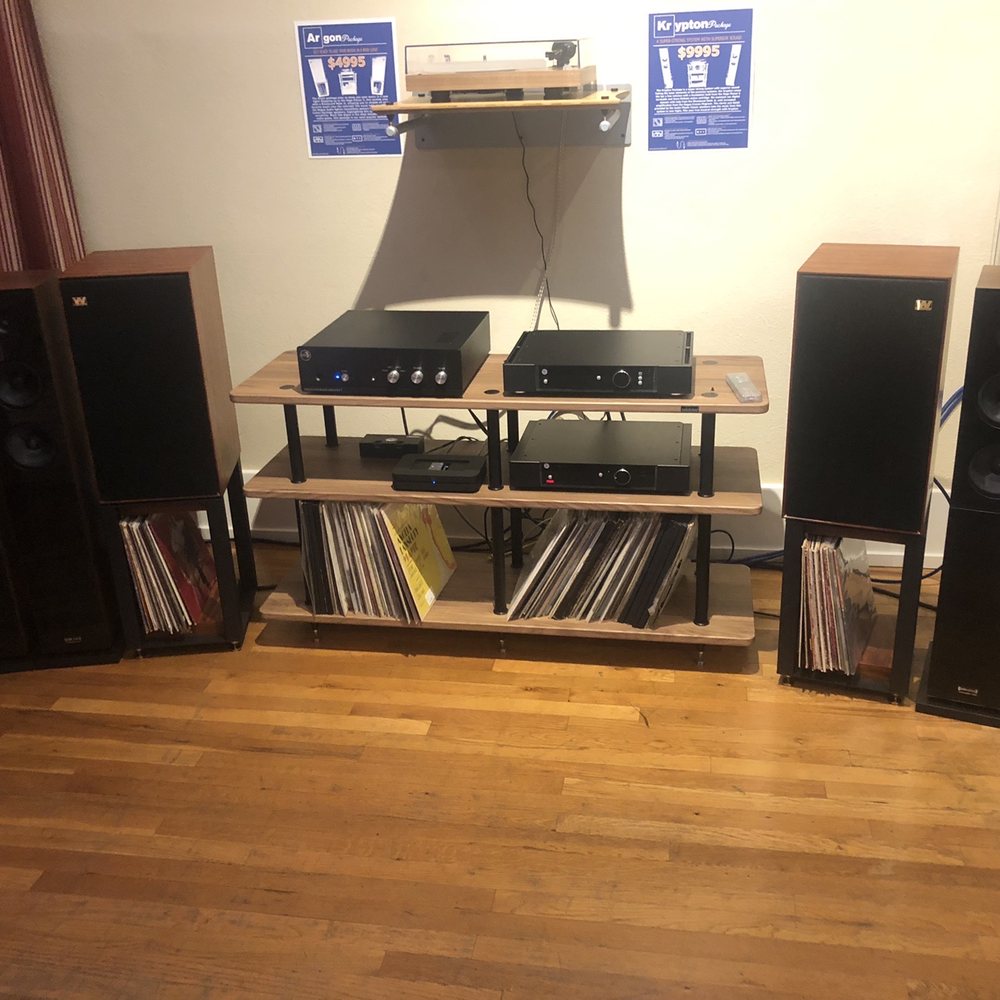 Audio Element - Listening station from the store - Electronics Near Me - Pasadena, California