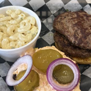 The Grille at Trident Marina - Pimento Cheese Smash Burger & Macaroni & Cheese - American Near Me - Crane Hill, Alabama The Grille at Trident Marina - Pimento Cheese Smash Burger & Macaroni & Cheese - American Near Me - Crane Hill, Alabama