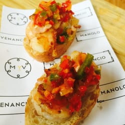 Manolo y Venancio mercado del carmen - Gambas Donostiarras