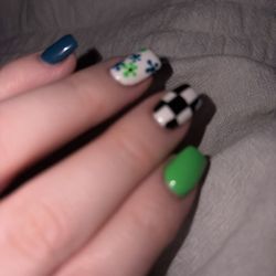 Sparkle Nail Bar