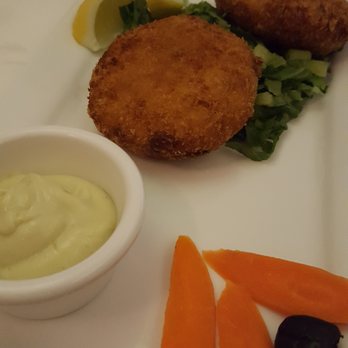 Assaggio - Kapolei - Crab Cake with Wasabi Aioli? Sauce!! Yum yum yummmmmmmmm - Italian Near Me - Kapolei, Hawaii