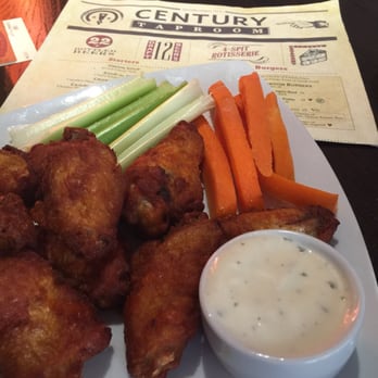 Century Taproom - Hot Buffalo wings - American Near Me - Los Angeles, California