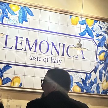 Lemonica - Salón - Wine Bars Near Me - Hollywood, Florida Lemonica - Salón - Wine Bars Near Me - Hollywood, Florida