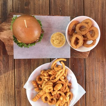 Q Burger - Burgers Near Me - Berlin, BE Q Burger - Burgers Near Me - Berlin, BE
