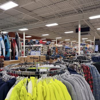 Dunham's Sports - General area inside - Sports Wear Near Me - Kokomo, Indiana Dunham's Sports - General area inside - Sports Wear Near Me - Kokomo, Indiana