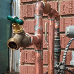 redid water manifold with all copper pipes, added shutoff valve to garden. Beautifully done! redid water manifold with all copper pipes, added shutoff valve to garden. Beautifully done!