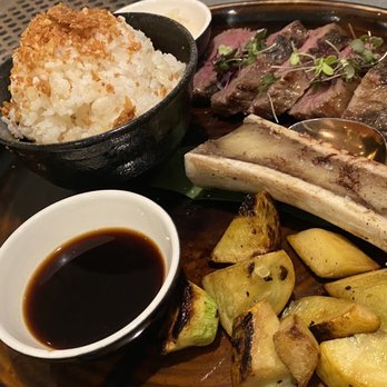 Lineage - Bone marrow and short ribs - Asian Fusion Near Me - Wailea, Hawaii Lineage - Bone marrow and short ribs - Asian Fusion Near Me - Wailea, Hawaii
