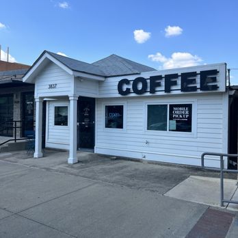 La Casita Coffee - Outside - Coffee & Tea Near Me - Rowlett, Texas La Casita Coffee - Outside - Coffee & Tea Near Me - Rowlett, Texas