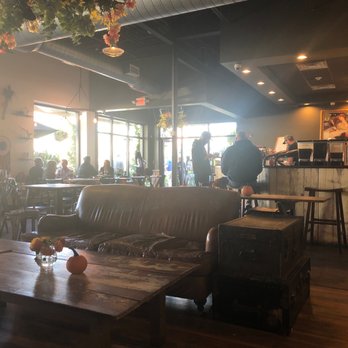 Brew HaHa! - Waiting for some friends. - Coffee & Tea Near Me - Wilmington, Delaware