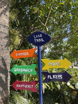 Pelican cafe by null