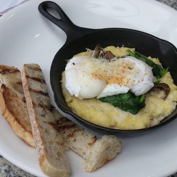 Earls Kitchen + Bar - Eggs florentine - New American Near Me - Somerville, Massachusetts