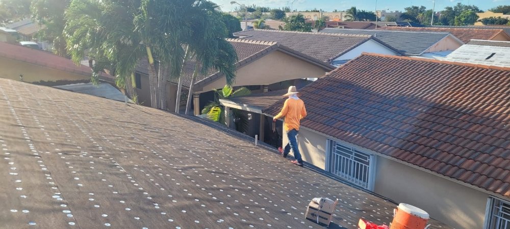 Slide of Loyal Roofers