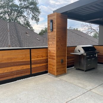 D-Fence - The wood panels are extra long, which adds tons of beauty. - Fences & Gates Near Me - Grass Valley, California