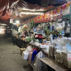 Kamuning Public Market.  Such a treasure.  I love to go in the morning and get the best fish, meat and vegetables!