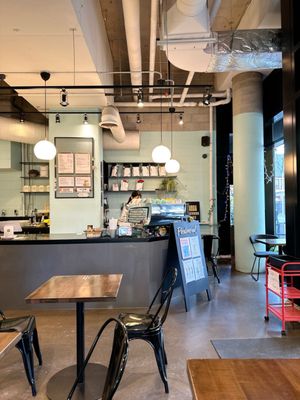 Say Coffee & Table by null