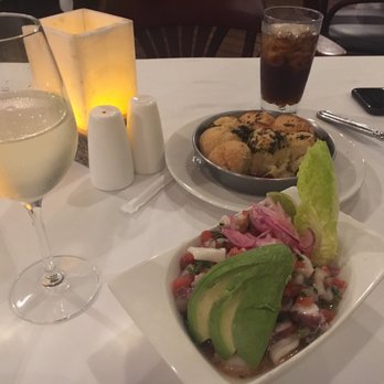 Captain's Cove - Ceviche to die for! Avocado, shrimp, lobster, grouper, onions, cilantro, lemon + Lime juice, octopus - Seafood Near Me - Cancún, ROO
