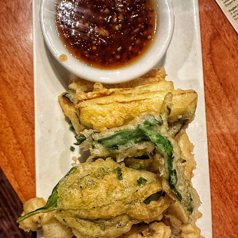 the vegetable tempura dish from Cooper Mountain Ale Works' happy hour menu (it's seasonal so may not be available when you go)