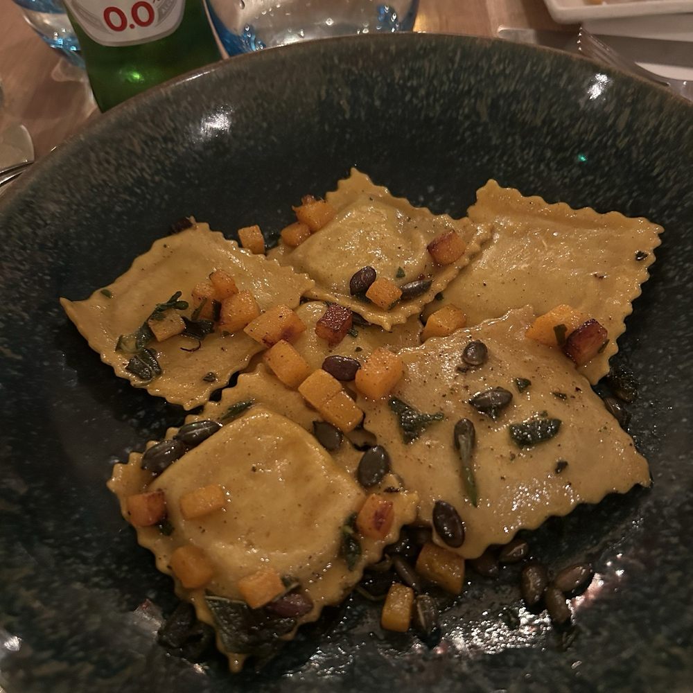 Hereford Arms - Butternut squash ravioli - Pubs Near Me - London, XGL Hereford Arms - Butternut squash ravioli - Pubs Near Me - London, XGL