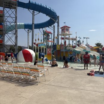 Cowabunga Bay Water Park - Amazing.!! - Amusement Parks Near Me - Henderson, Nevada Cowabunga Bay Water Park - Amazing.!! - Amusement Parks Near Me - Henderson, Nevada