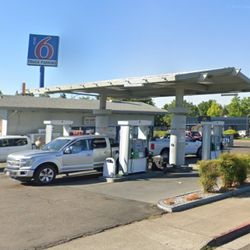 Red Bluff Gas - Red Bluff Gas, right next to the Motel 6 ... 2 cheapest things in town!