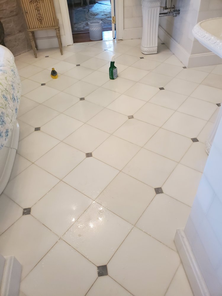 REGINA’S CLEANING Request a Quote Home Cleaning Bridgeport, CT