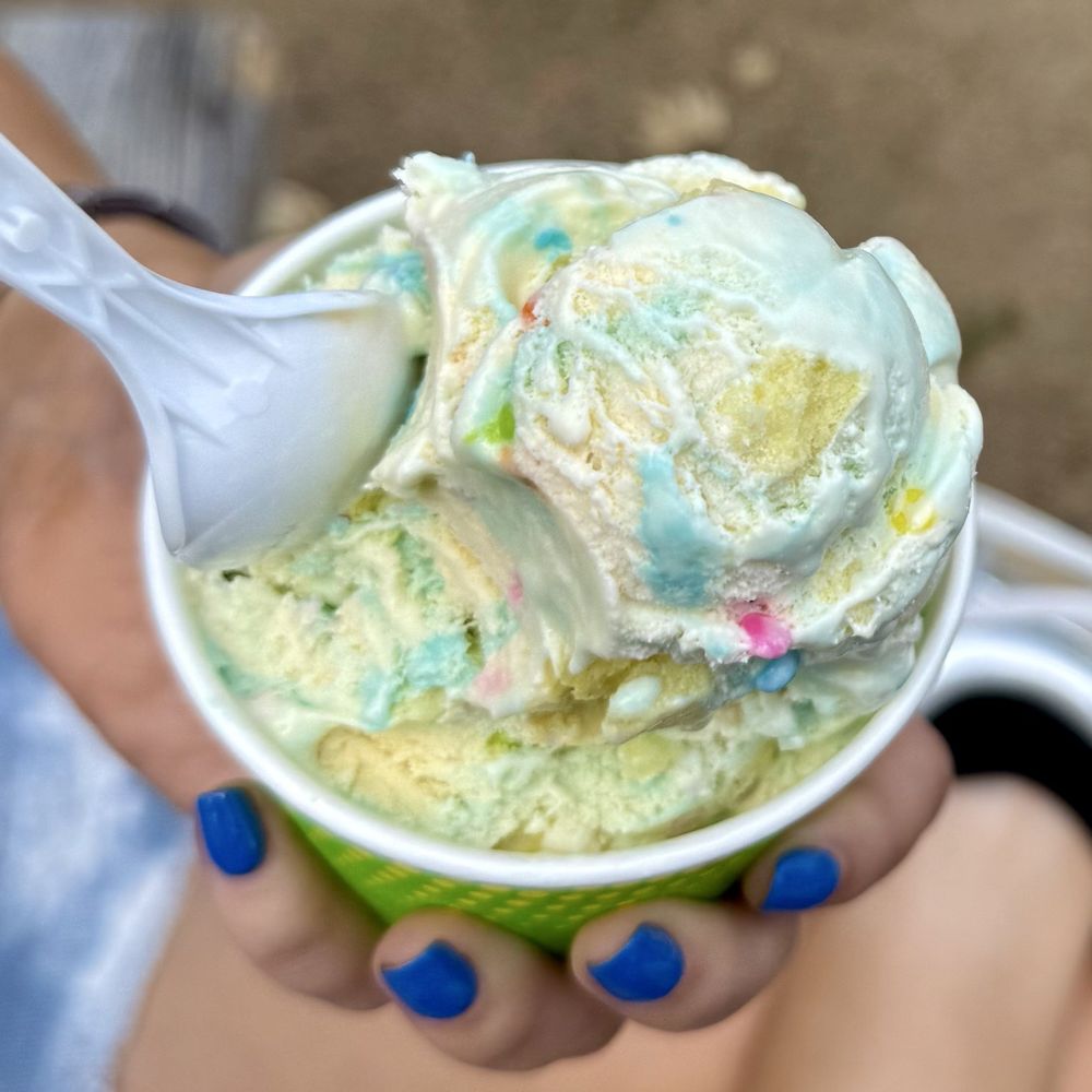 Scoop Deck - Ice Cream & Frozen Yogurt Near Me - Wells, Maine Scoop Deck - Ice Cream & Frozen Yogurt Near Me - Wells, Maine