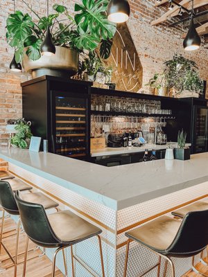 Vin Rouge Wine Bar & Tasting Room by null