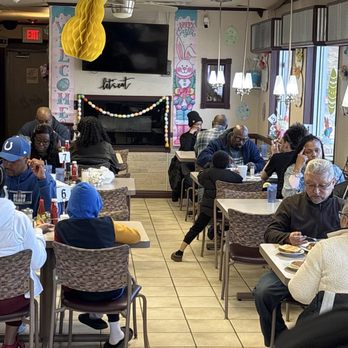 Angie’s Breakfast And Grill - Inside beyond the entrance - Breakfast & Brunch Near Me - Merrillville, Indiana Angie’s Breakfast And Grill - Inside beyond the entrance - Breakfast & Brunch Near Me - Merrillville, Indiana