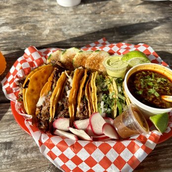 Cinco De Mayo Taqueria - Quesabirria and Fanta - Food Trucks Near Me - Spring, Texas